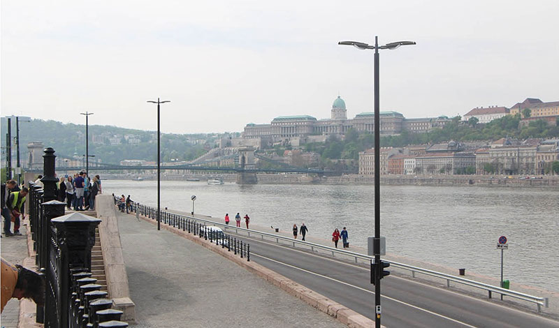 Prosiectau Golau Stryd LED Ym Mhrydain