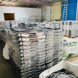 marw-cast-llifoleuadau